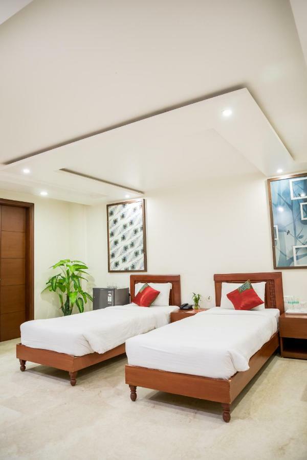 Sm Palace New Delhi Extérieur photo